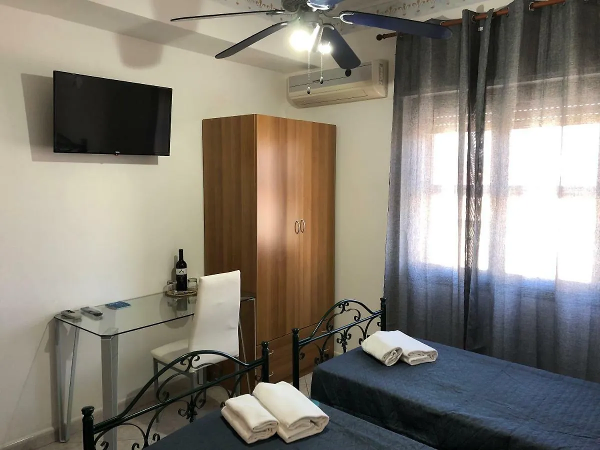 Hotel Civico 17 Alghero 2*,  Włochy