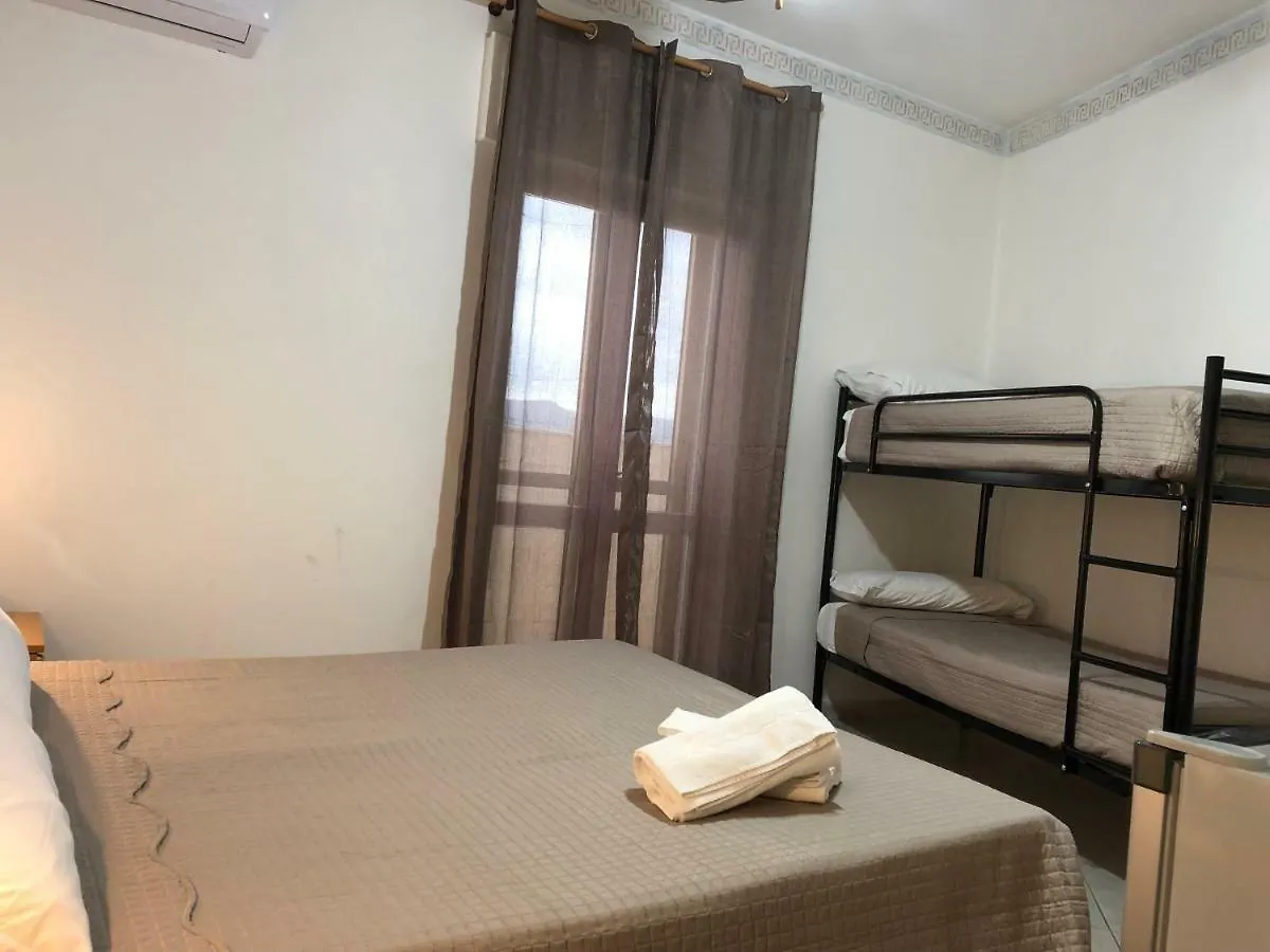 Hotel Civico 17 Alghero 2*,  Włochy